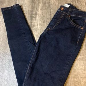 Jessica Simpson Curvy High Rise Skinny 24/0